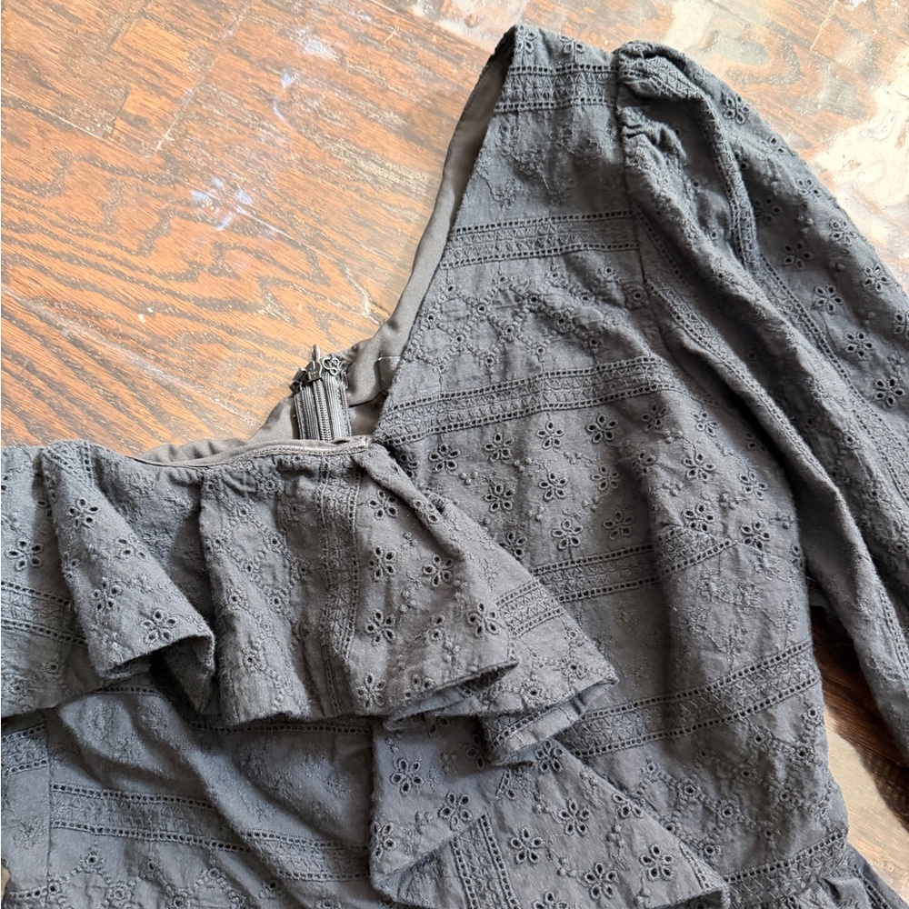 Lea & Viola Asymmetrical One Shoulder Ruffle Blouse - Picture 4 of 6